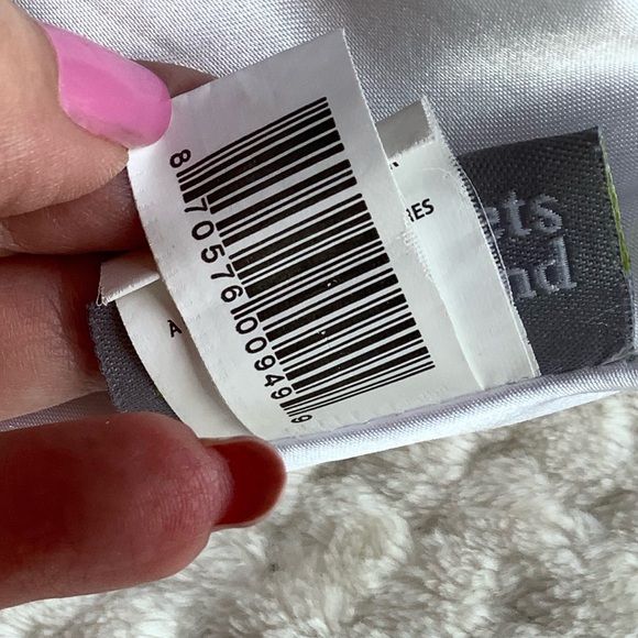 Blankets and Beyond Plush White Bear Lovey Security Blanket Satiny Edge and Back - Picture 8 of 16